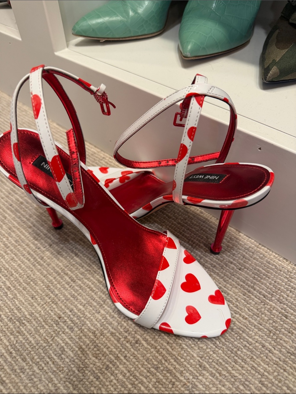 Nine West Heart Heels